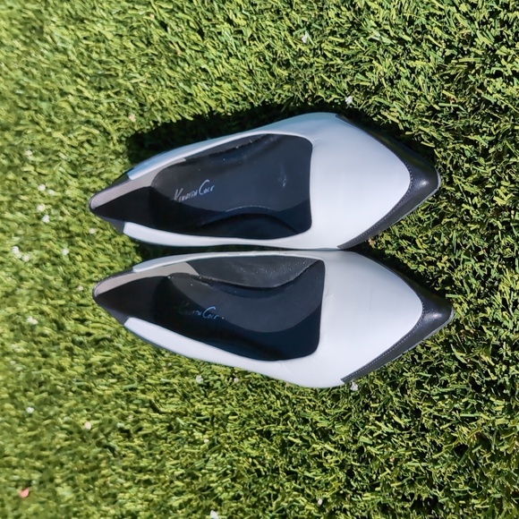 NWOB Kenneth Cole Mulberry Pointed Toe Color Block Black and White Ballet Flats - Picture 2 of 11